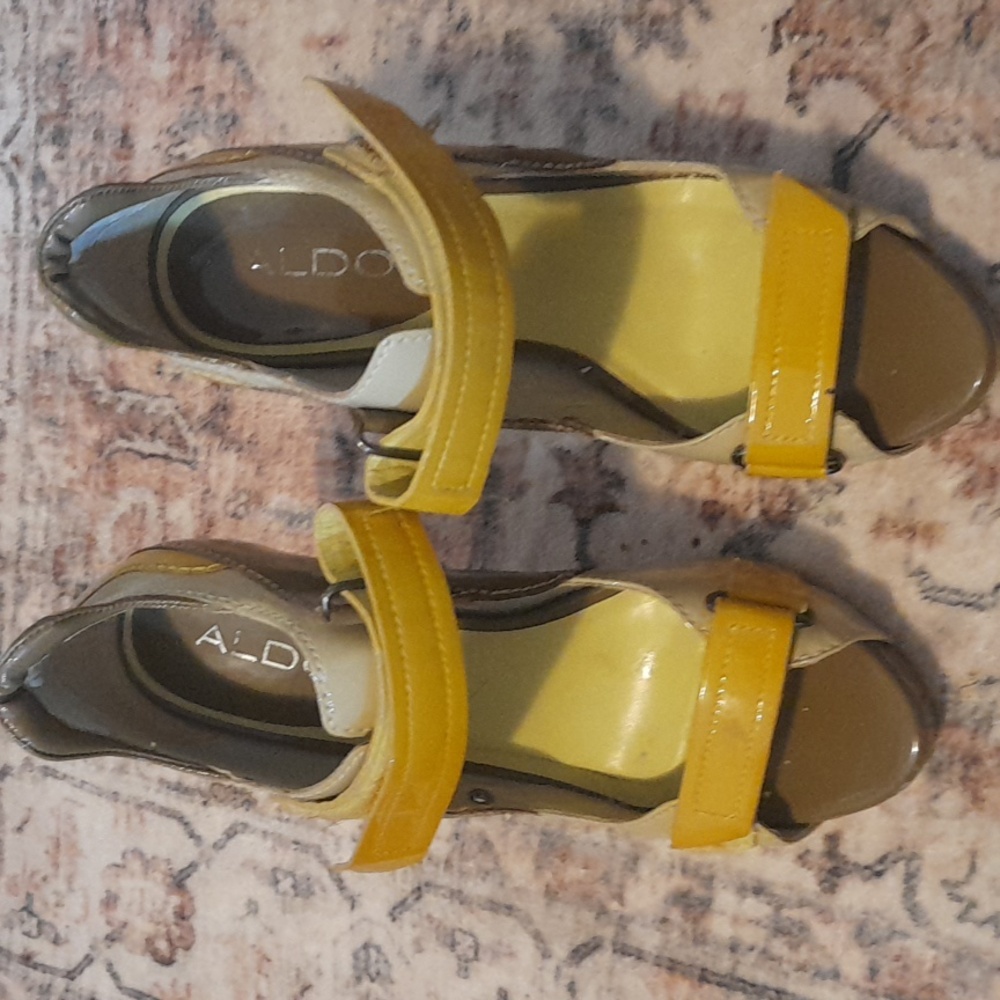 ALDO Women's Mustard and Beige Heels Maryjane Millitary